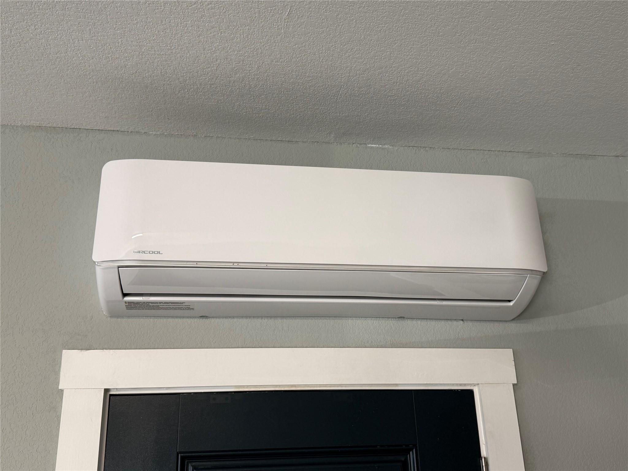 410 Summit Ridge Dr N, Point Venture, TX 78645