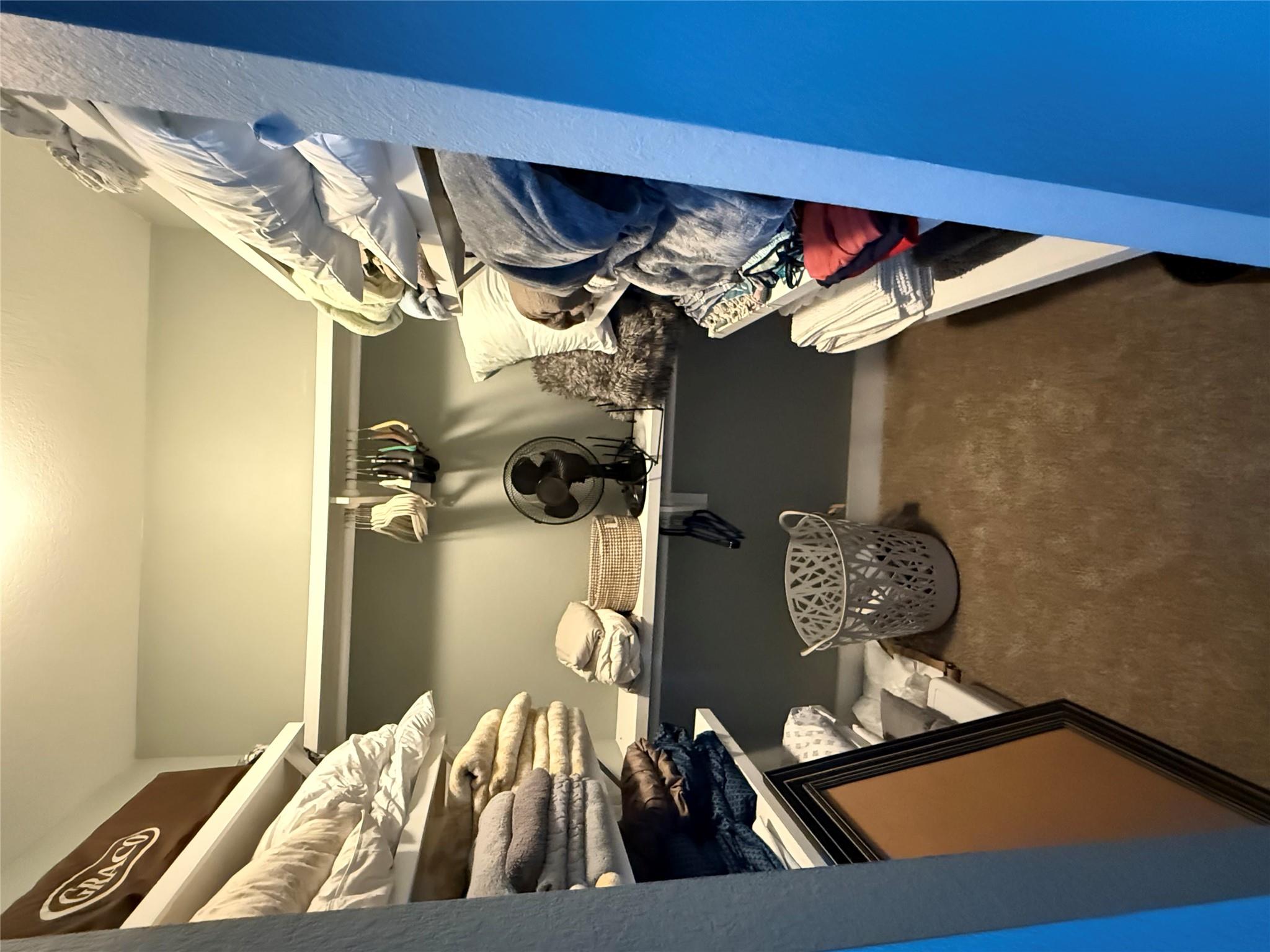 410 Summit Ridge Dr N, Point Venture, TX 78645