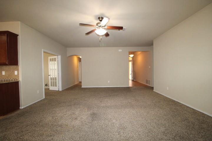 2304 Mike Dr, Copperas Cove, TX 76522