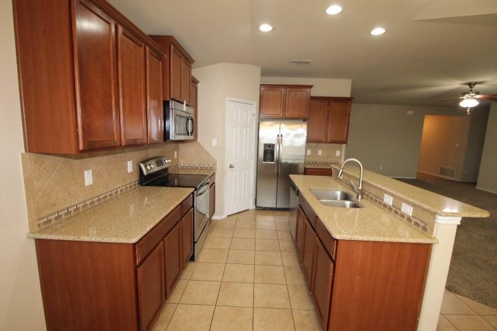 2304 Mike Dr, Copperas Cove, TX 76522