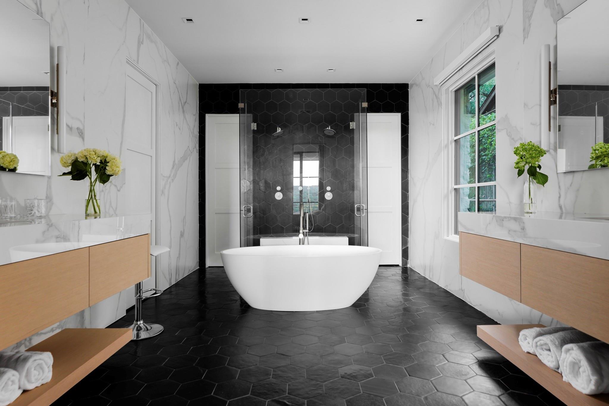 4402 Aqua Verde Dr, Austin, TX 78746