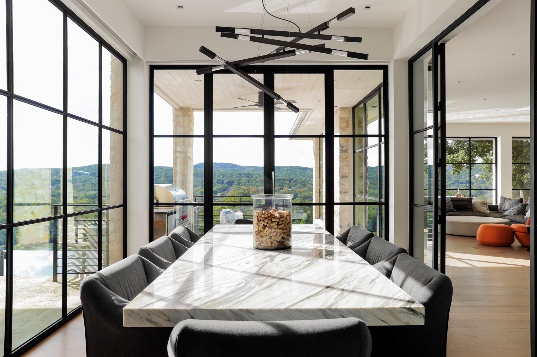 4402 Aqua Verde Dr, Austin, TX 78746