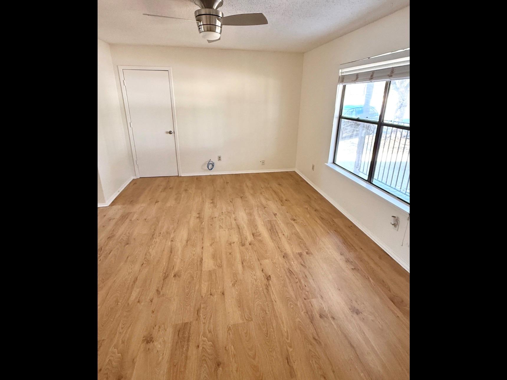 15205 Cavalier Canyon Dr # B, Lakeway, TX 78734