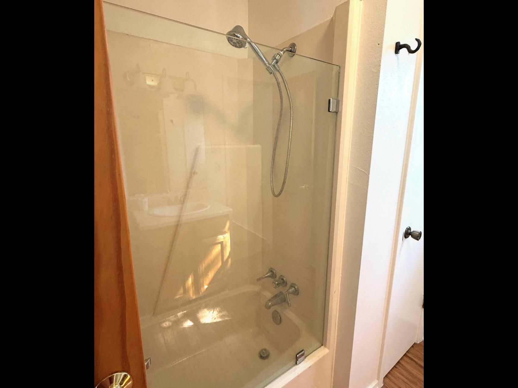 15205 Cavalier Canyon Dr # B, Lakeway, TX 78734