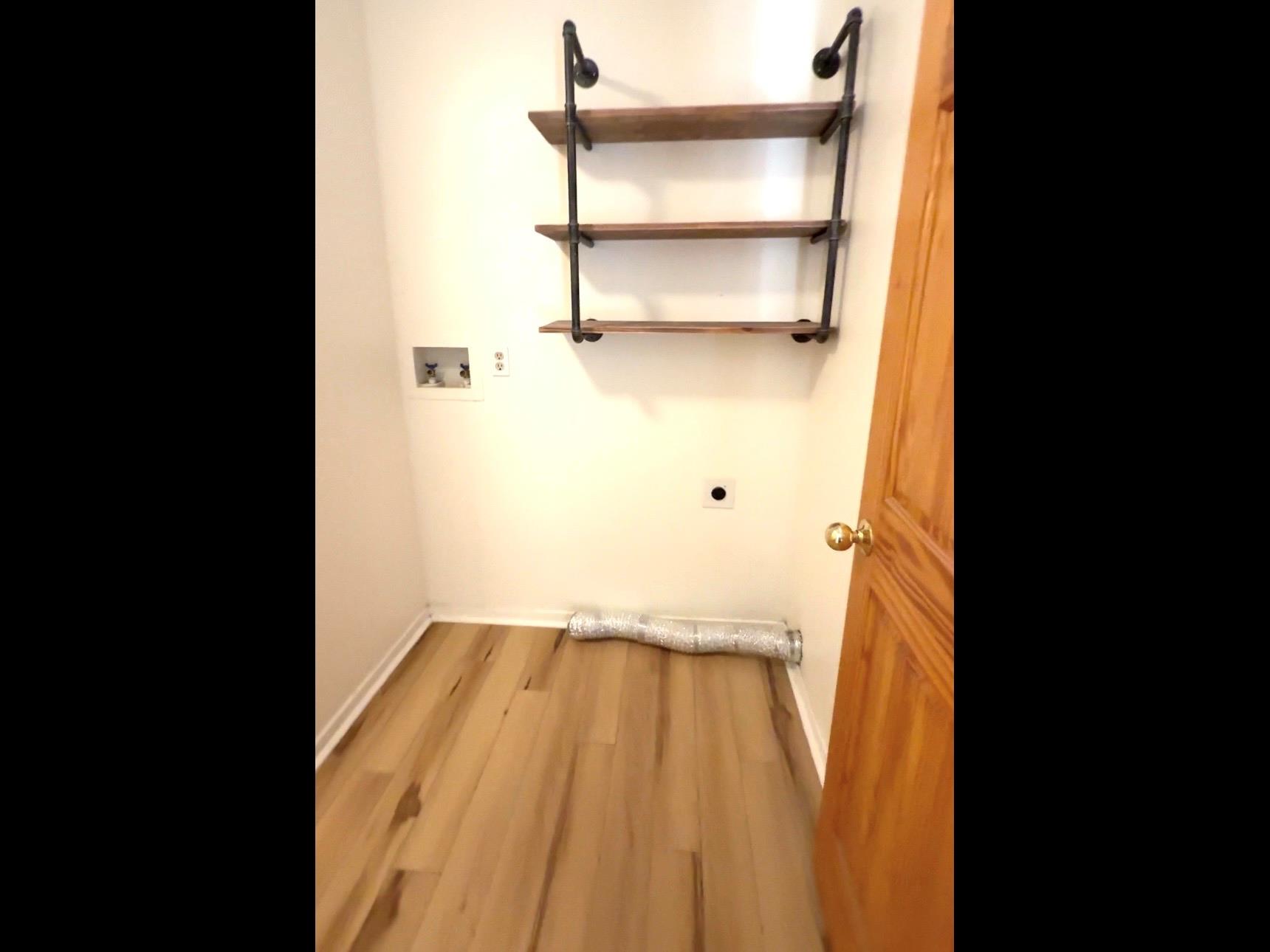 15205 Cavalier Canyon Dr # B, Lakeway, TX 78734