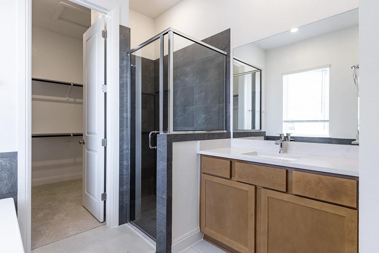 229 Kingswood Dr, Bastrop, TX 78602