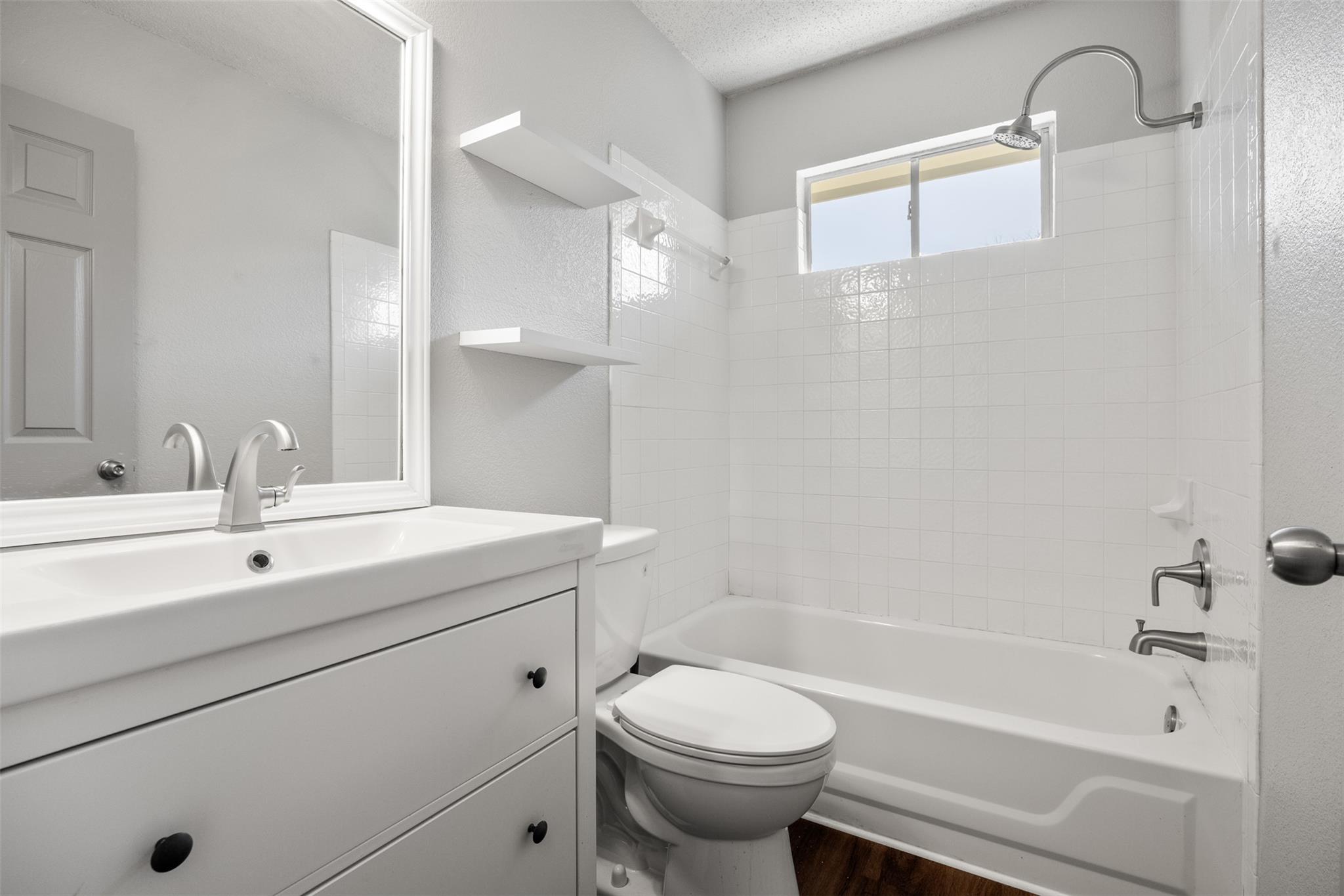 8120 Tockington Way, Austin, TX 78748