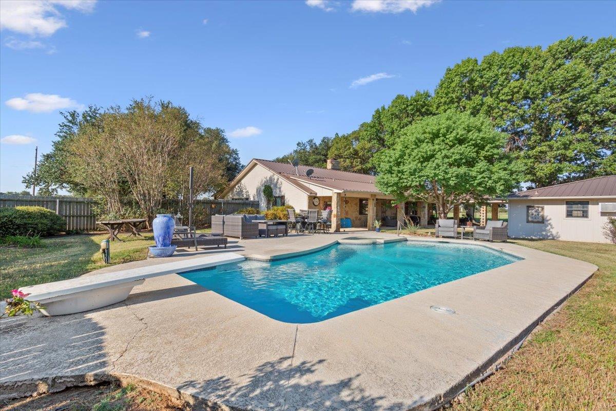 6409 Three Forks Rd, Belton, TX 76513