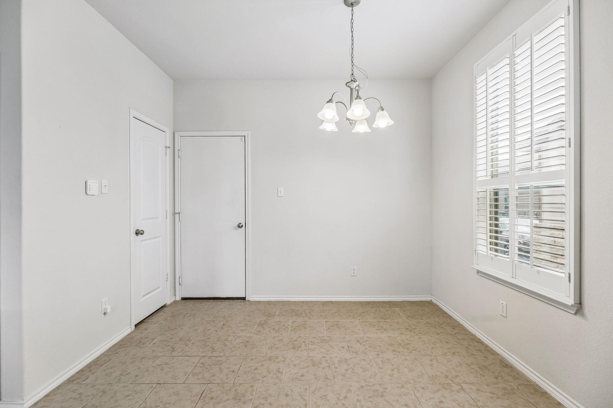 2601 Chandler Creek Blvd # 18, Round Rock, TX 78665