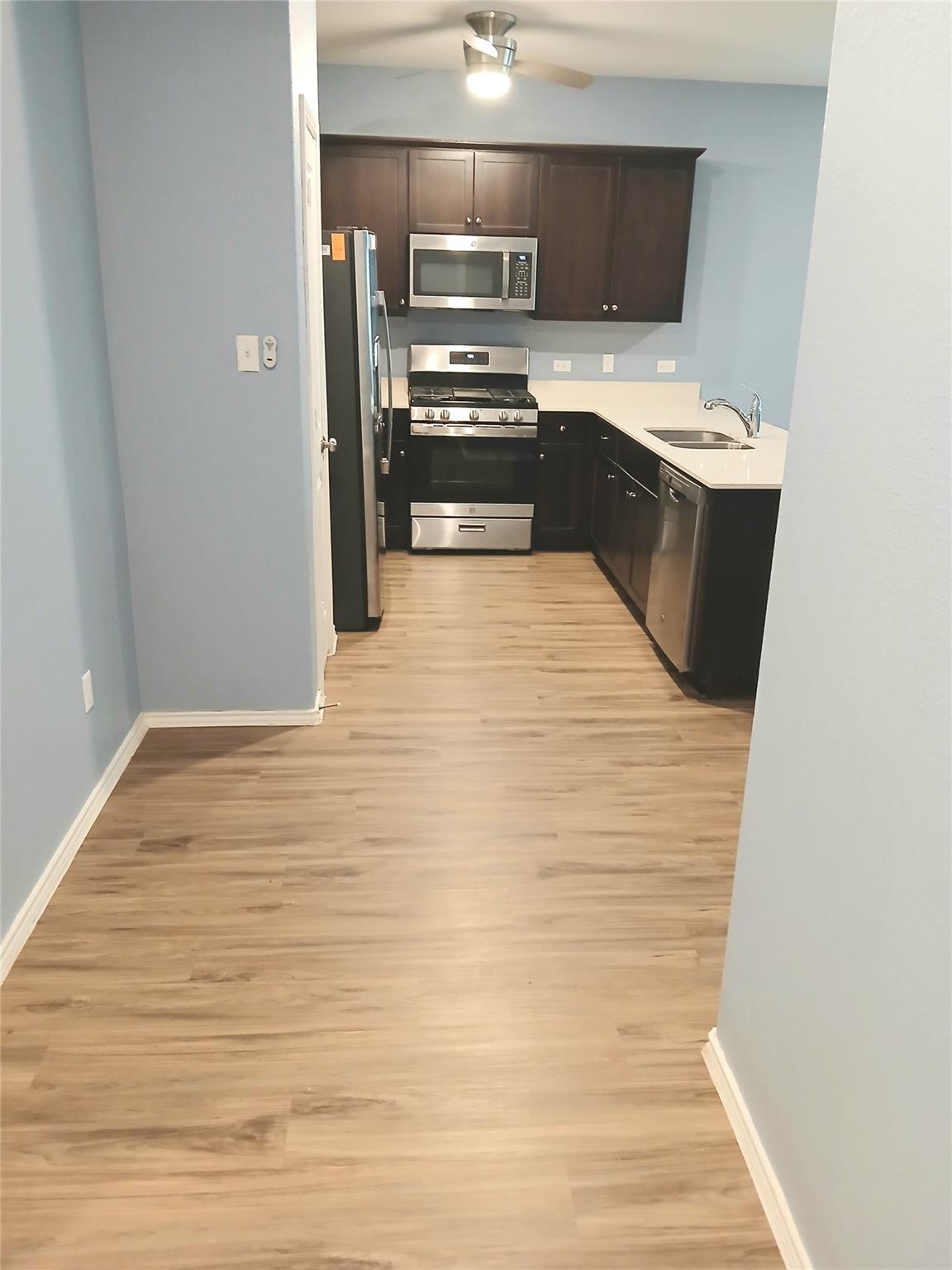 504 Gabriels Bluff Dr, Georgetown, TX 78626