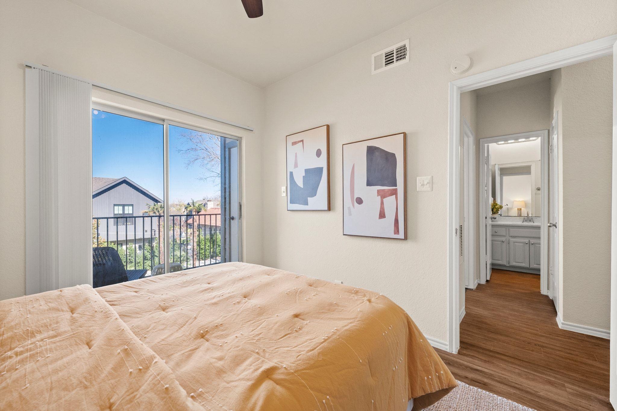 914 W 26th St # 202, Austin, TX 78705