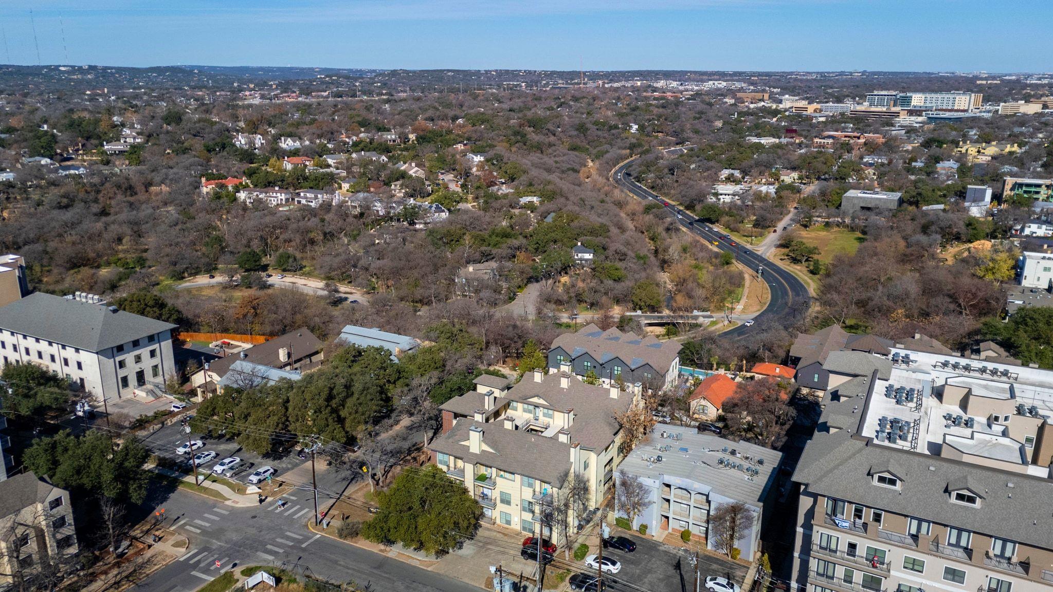 914 W 26th St # 202, Austin, TX 78705