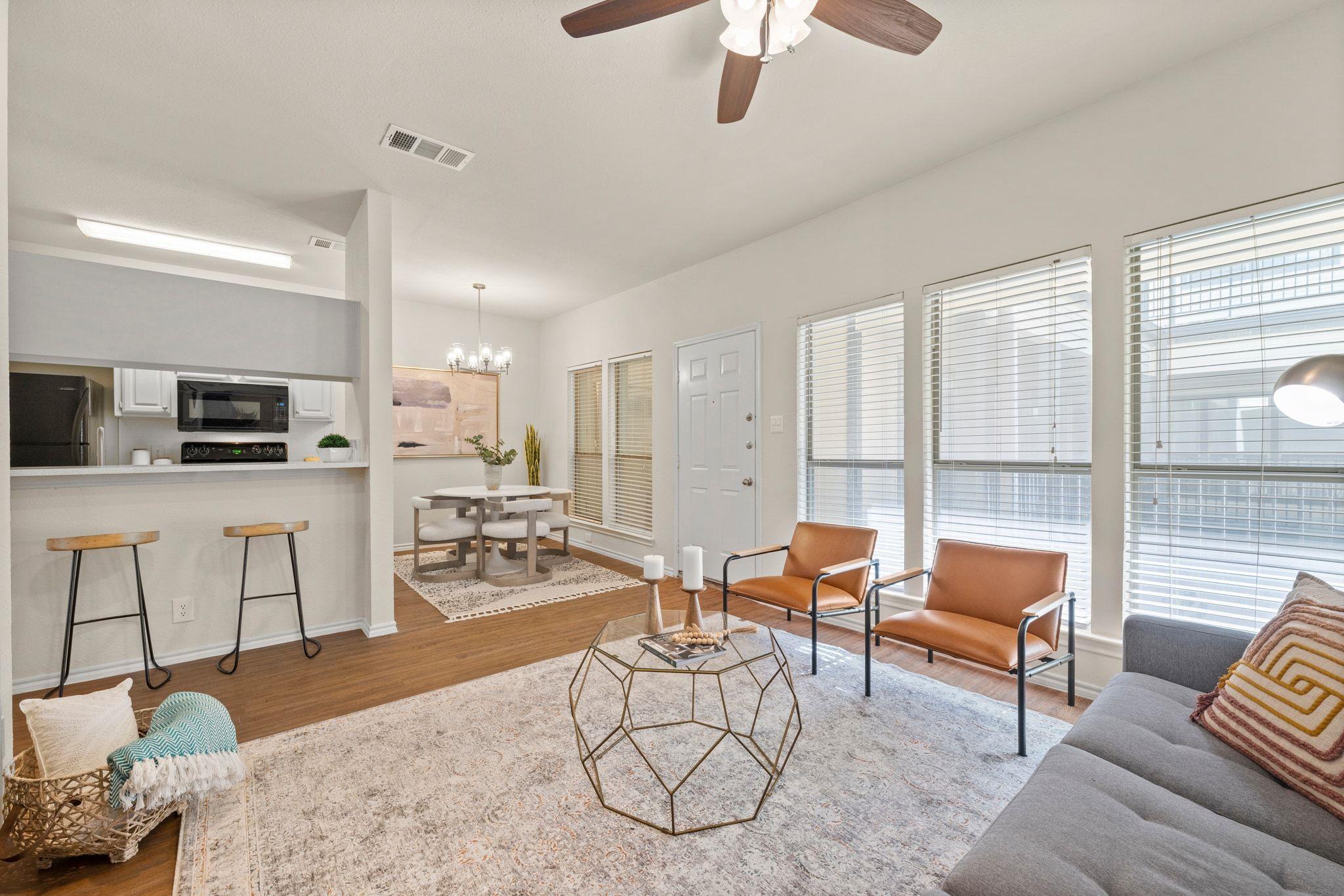 914 W 26th St # 202, Austin, TX 78705