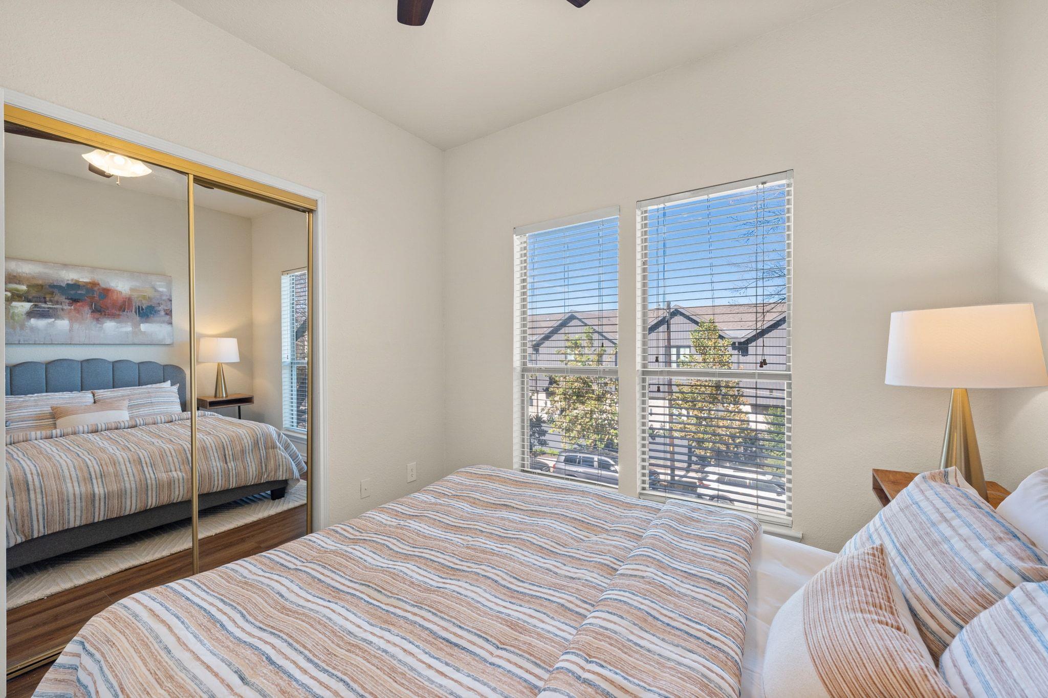 914 W 26th St # 202, Austin, TX 78705