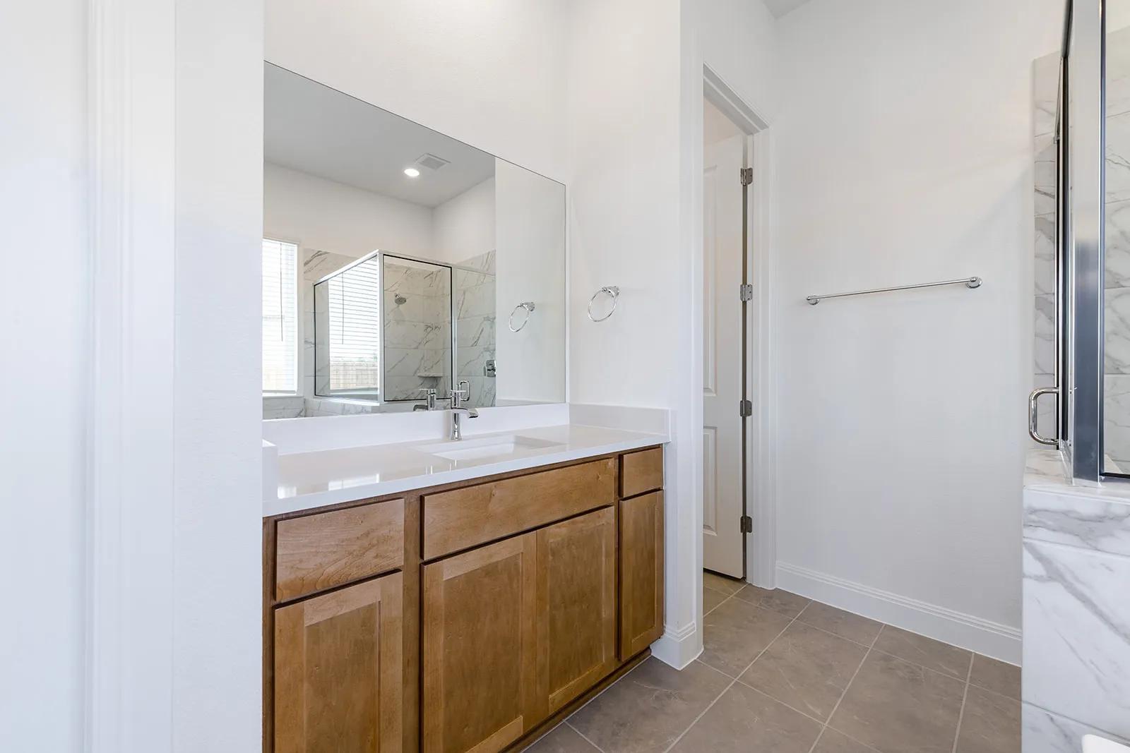 227 Kingswood Dr, Bastrop, TX 78602