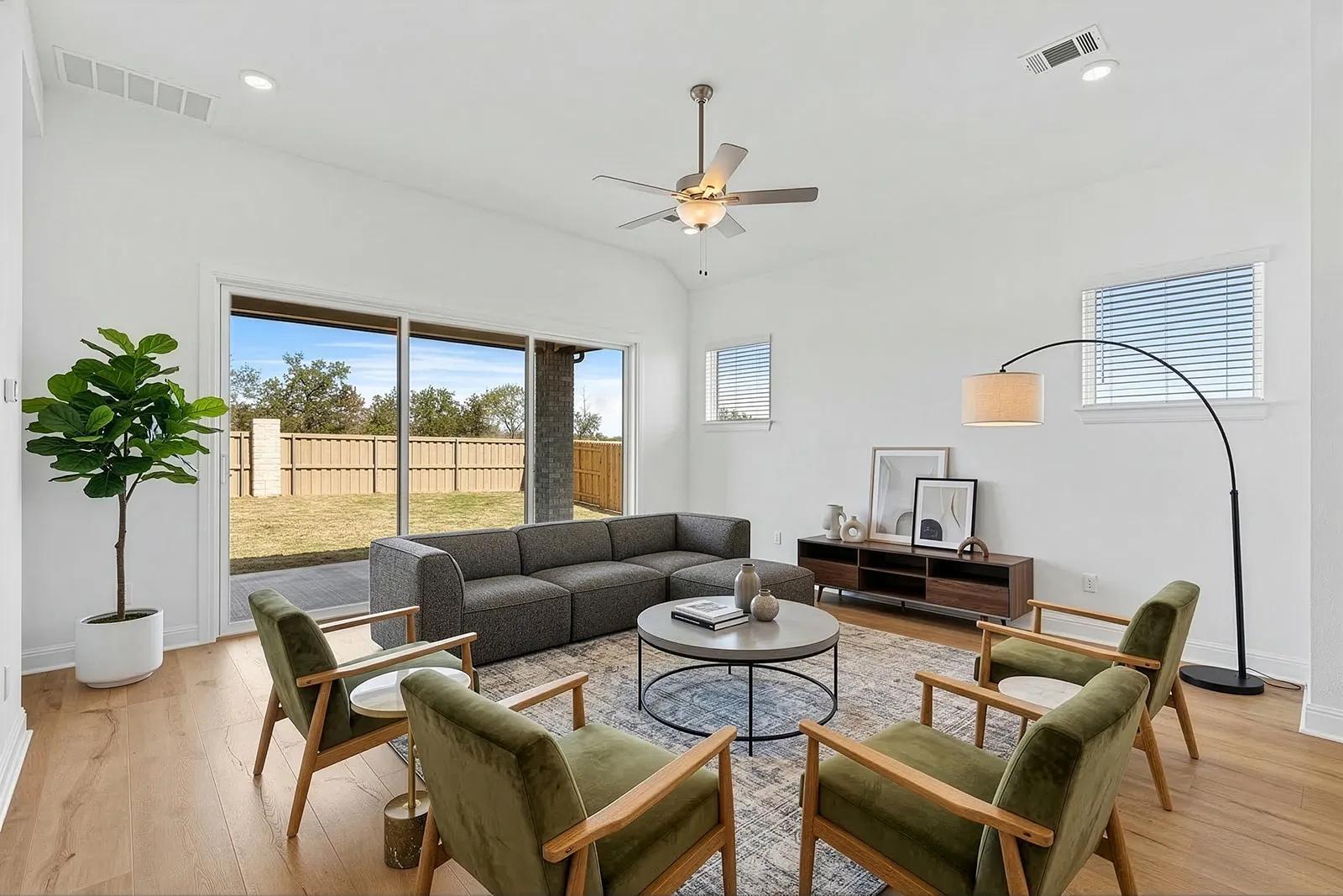 227 Kingswood Dr, Bastrop, TX 78602