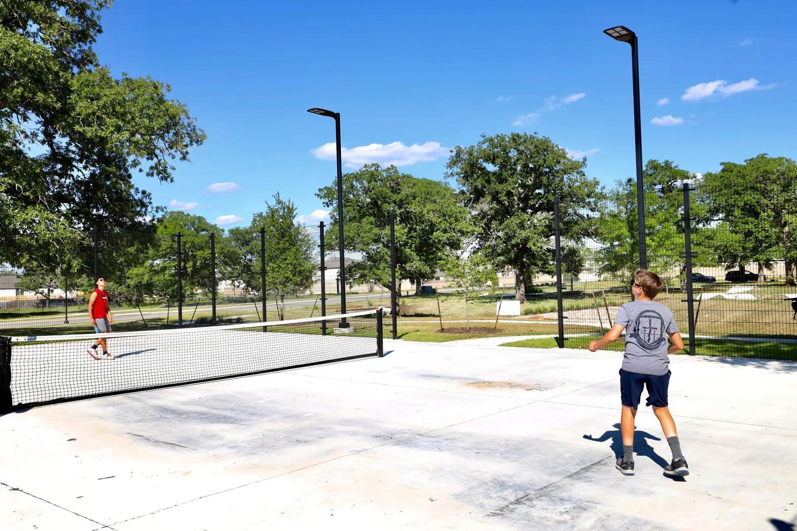 227 Kingswood Dr, Bastrop, TX 78602