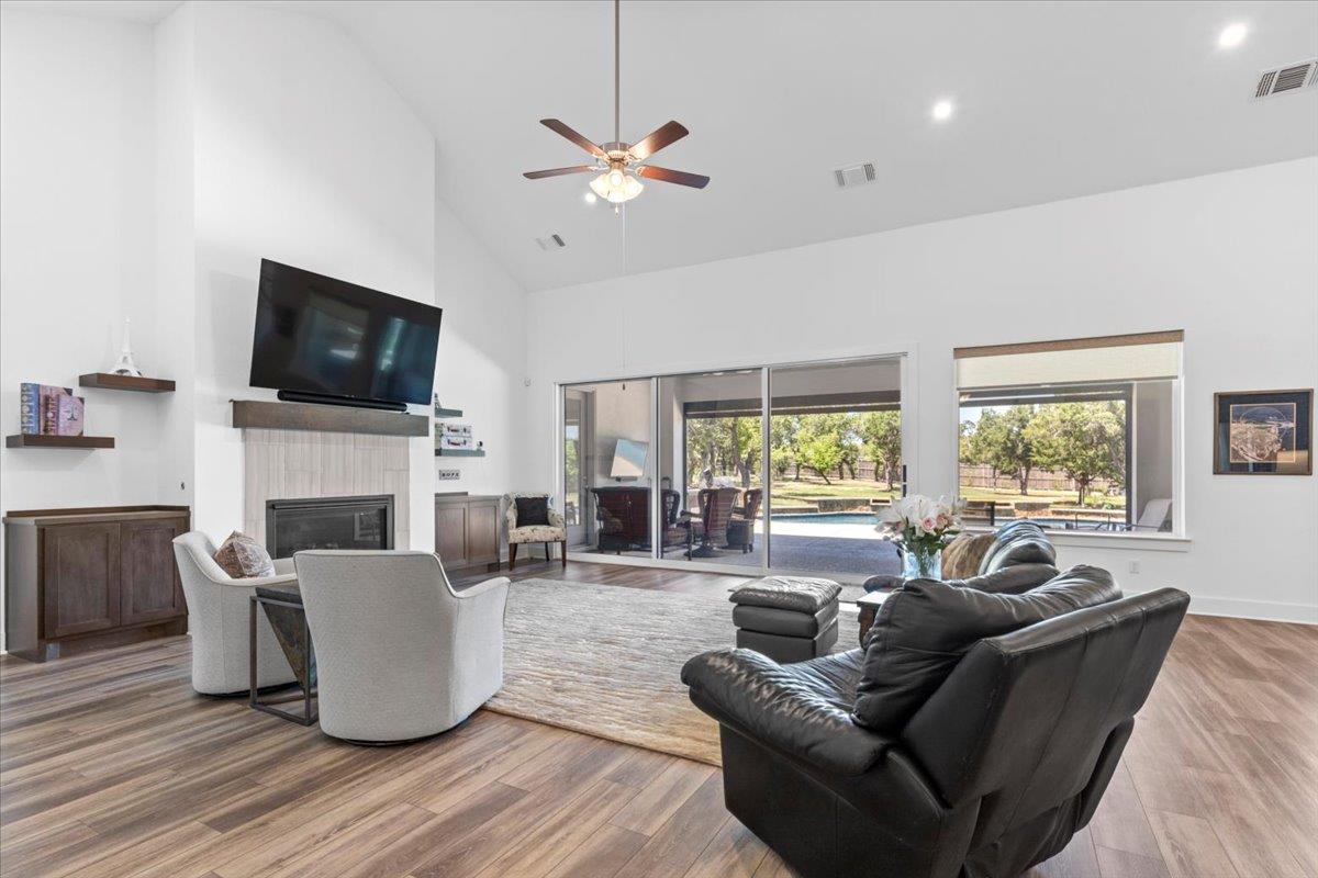 10912 Seawall Dr, Austin, TX 78737