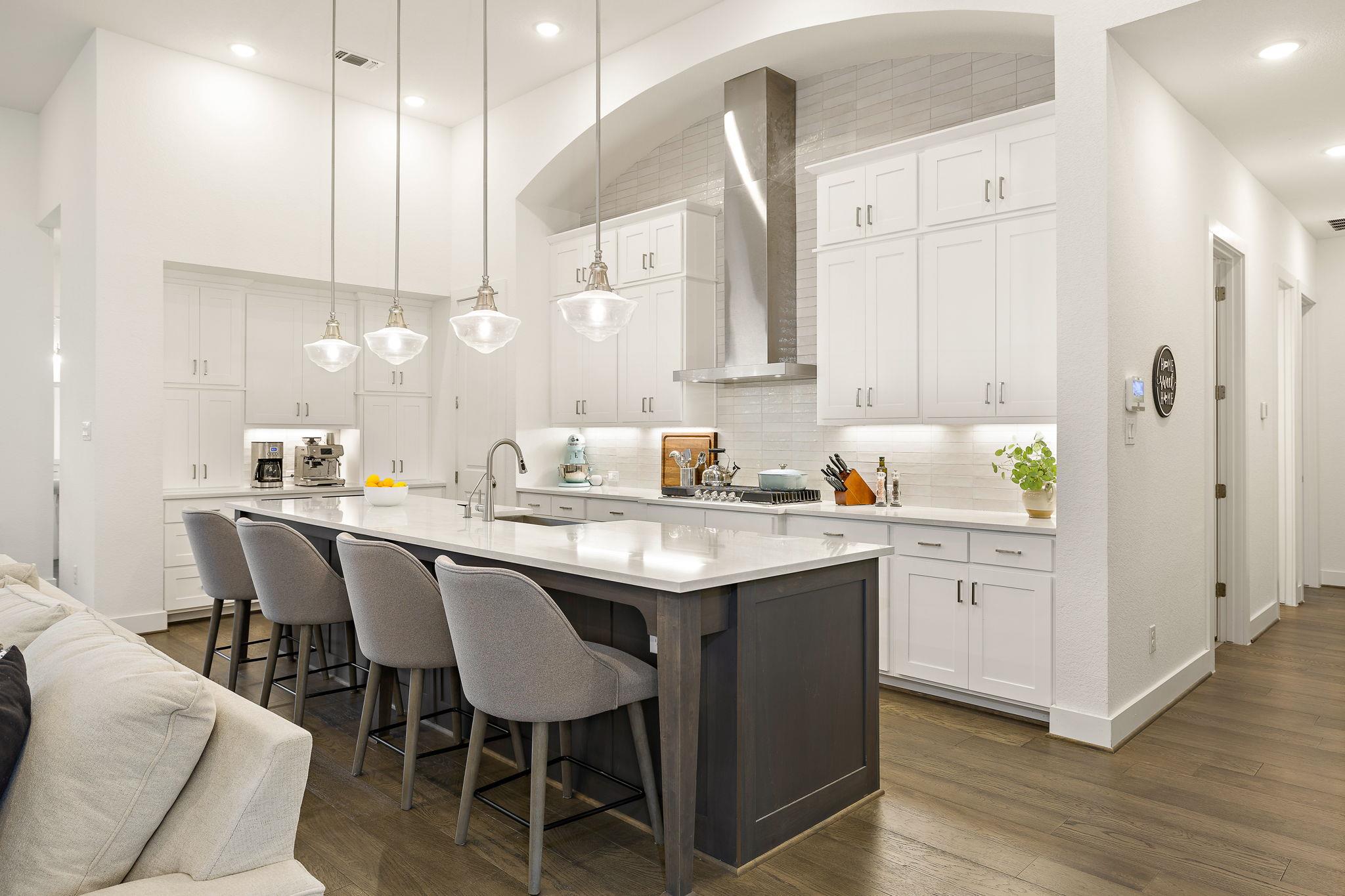 412 Great Lawn Bnd, Liberty Hill, TX 78642