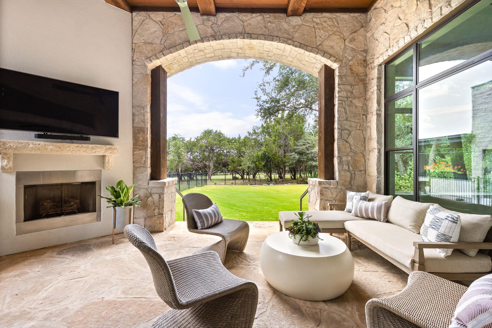 8217 Carranzo Dr, Austin, TX 78735