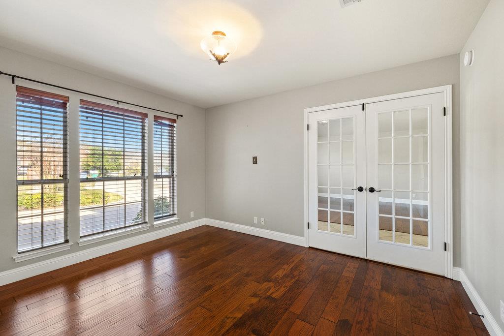 604 Cutty Trl, Lakeway, TX 78734