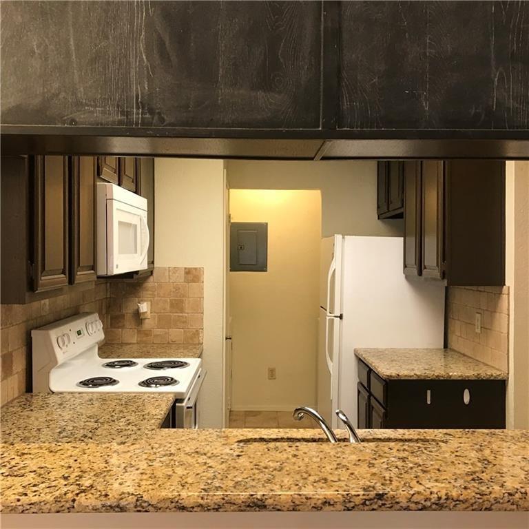 806 W 24th St # 227, Austin, TX 78705