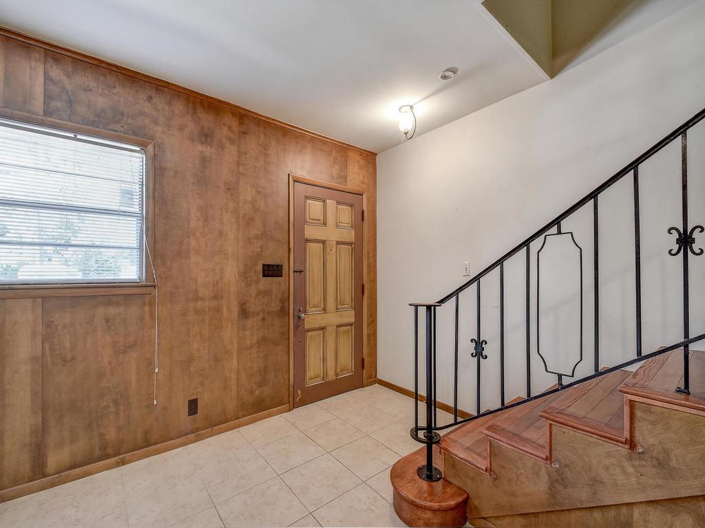 206 Park Ln # C, Austin, TX 78704