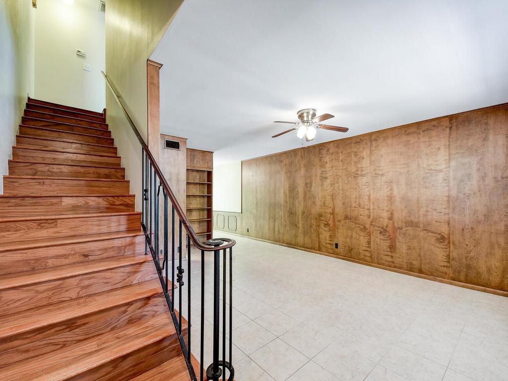 206 Park Ln # C, Austin, TX 78704