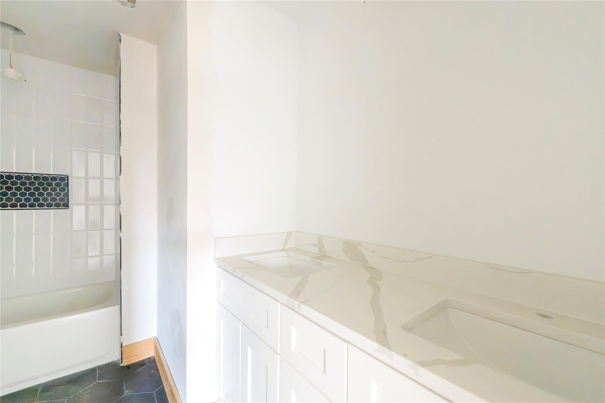 11805 Hyacinth Dr, Austin, TX 78758