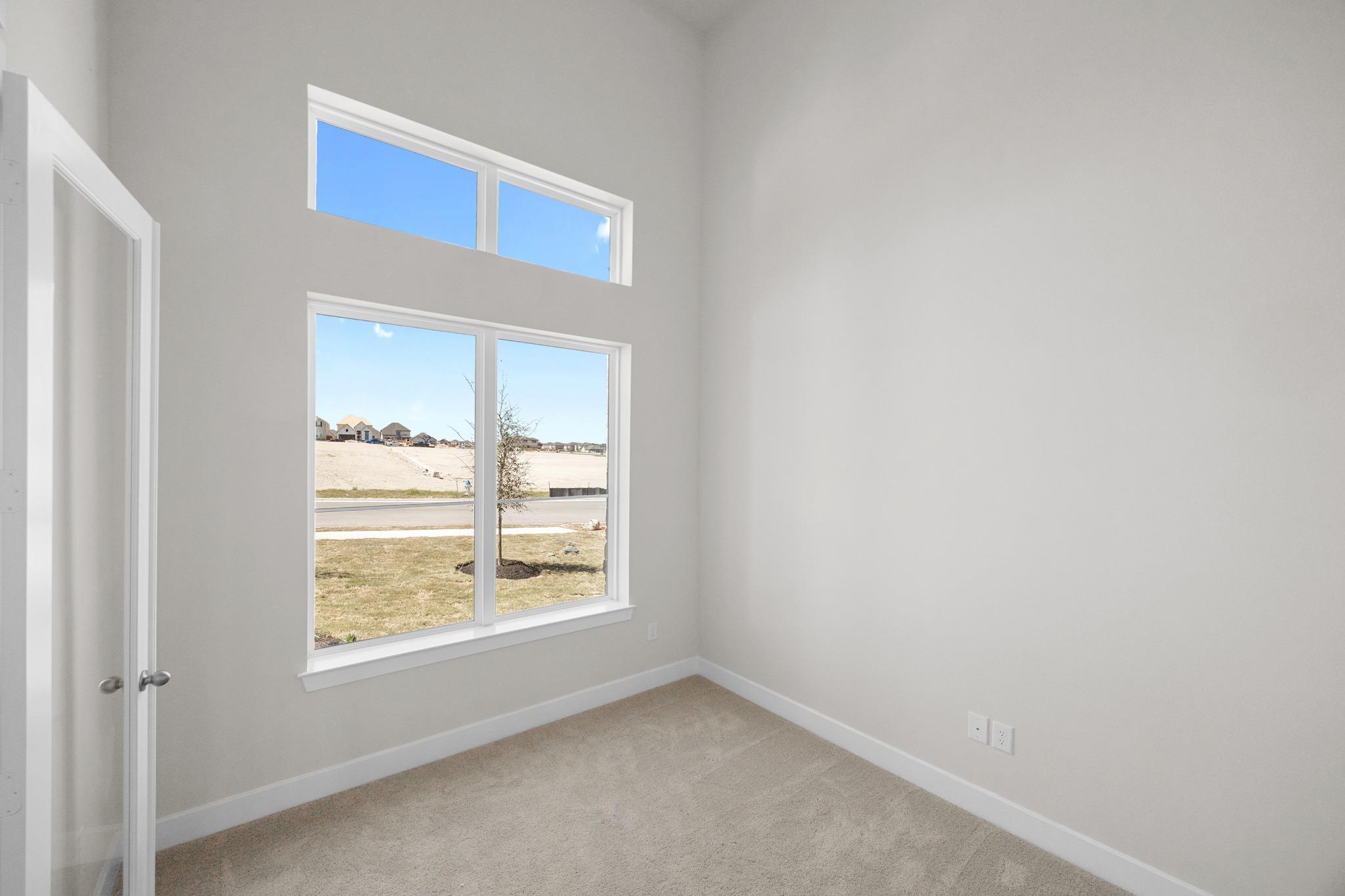 404 Sheepdog Dr, Liberty Hill, TX 78642