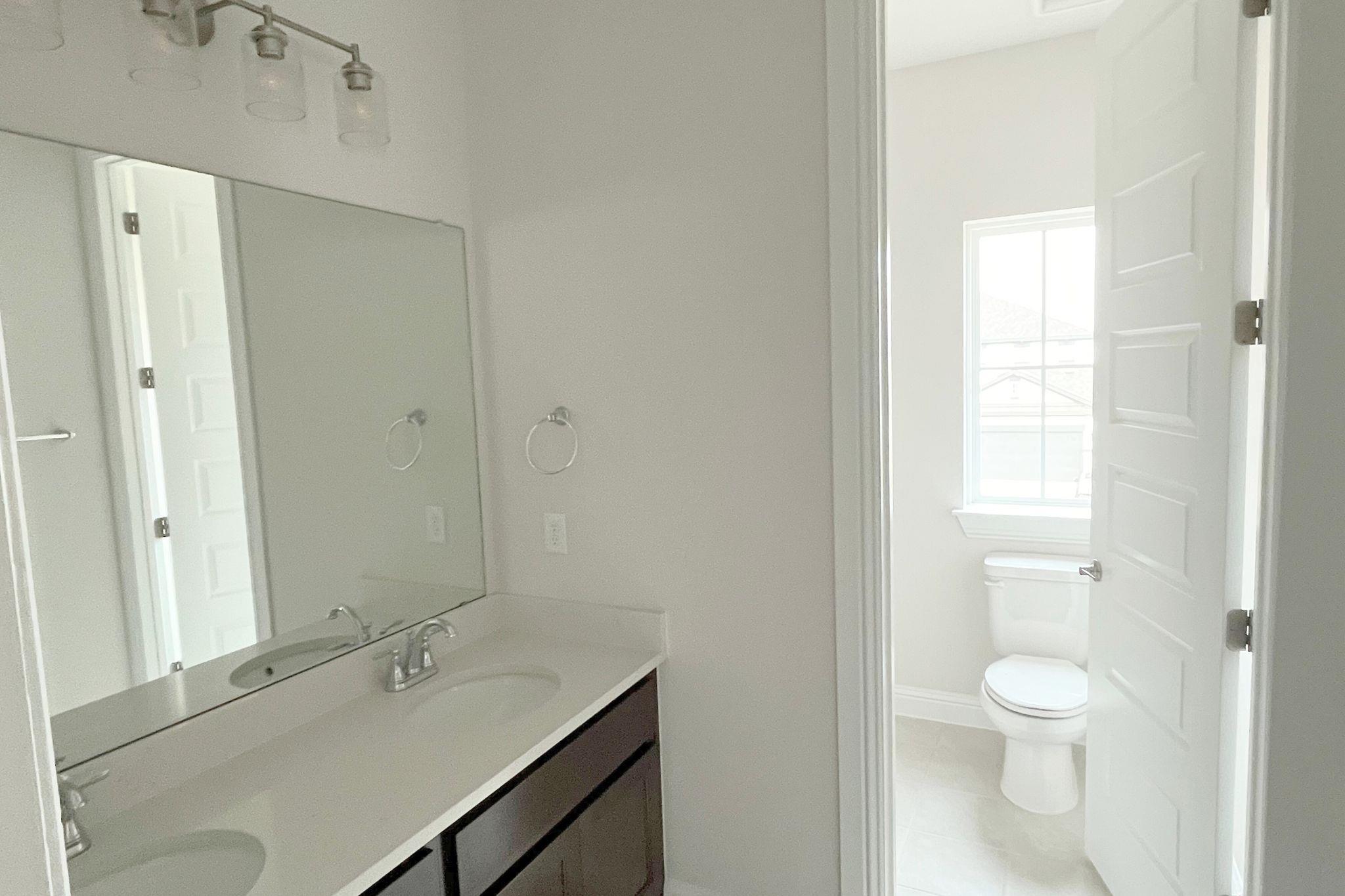 19121 Moreland Ln, Pflugerville, TX 78660