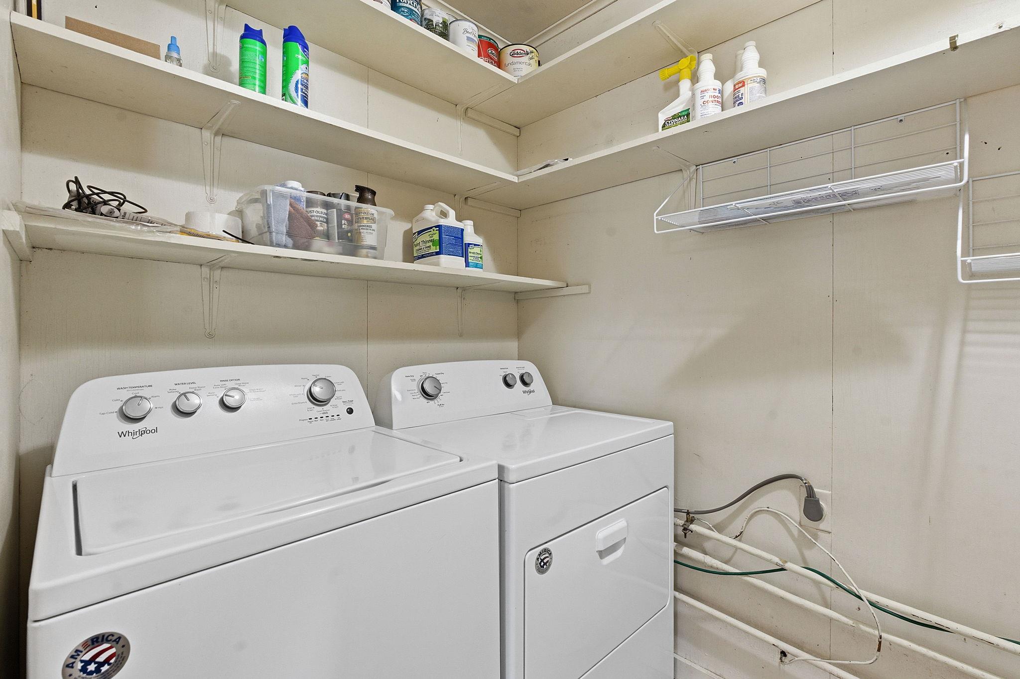 811 Nixon St, Lockhart, TX 78644