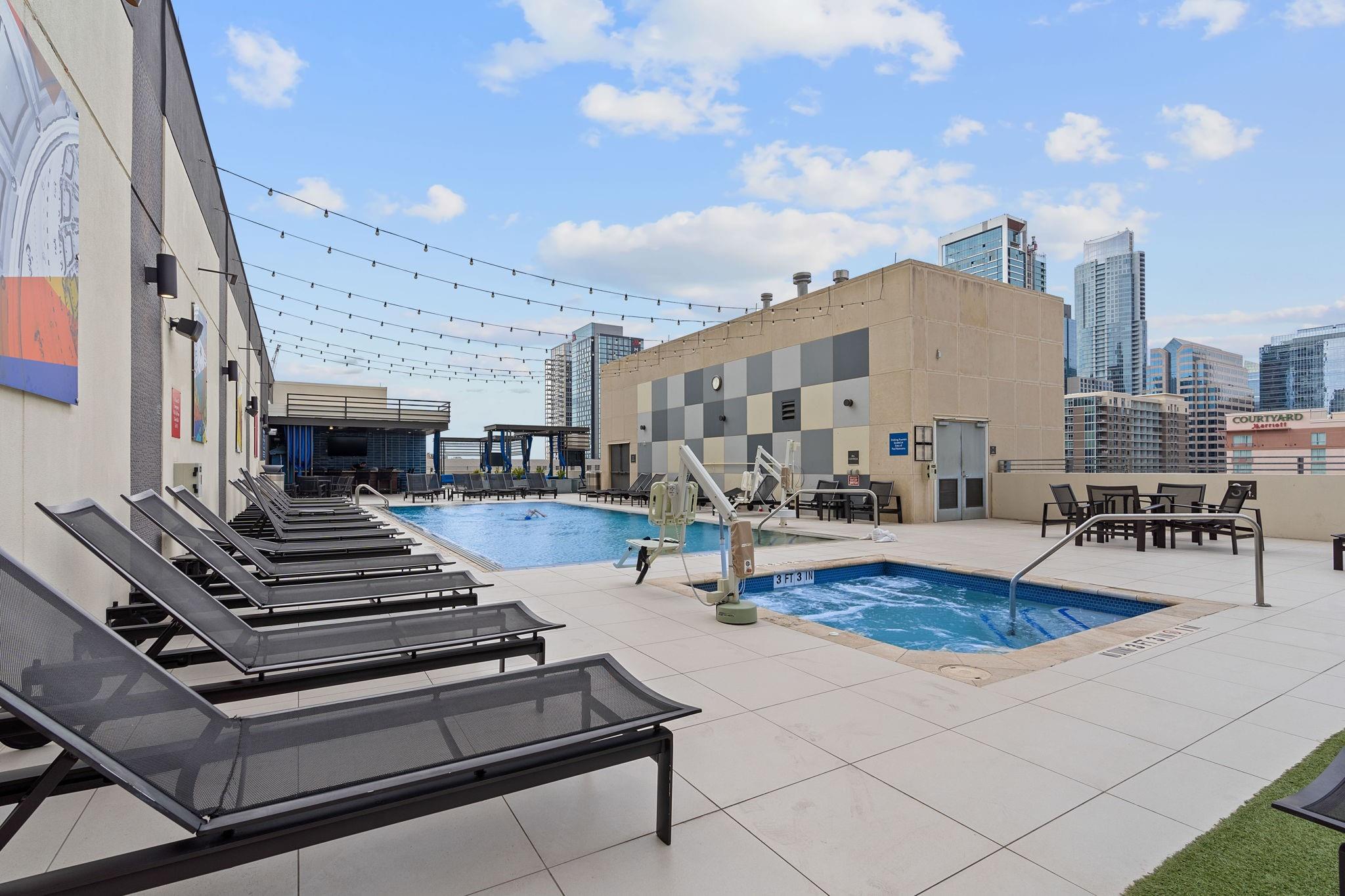 555 E 5th # 817, Austin, TX 78701