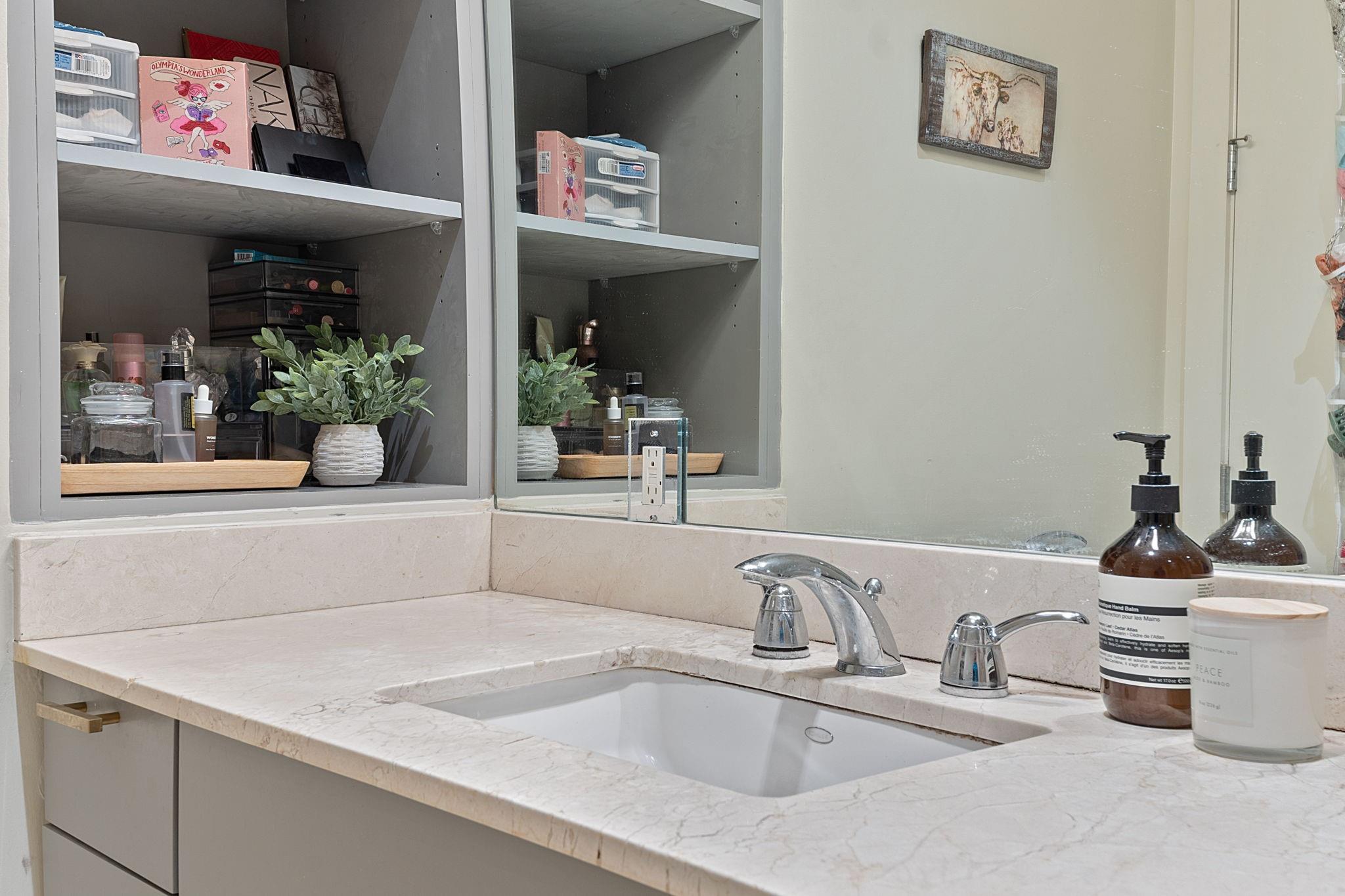 555 E 5th # 817, Austin, TX 78701