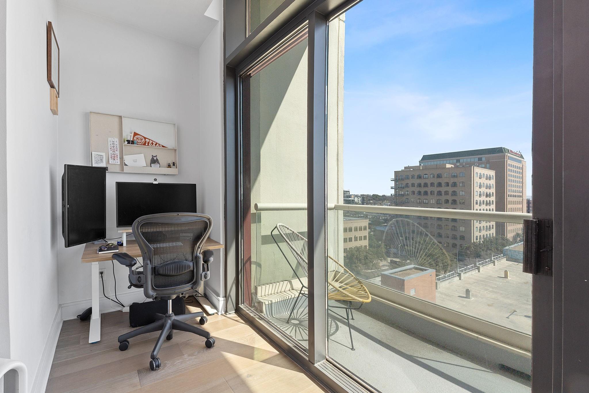 555 E 5th # 817, Austin, TX 78701