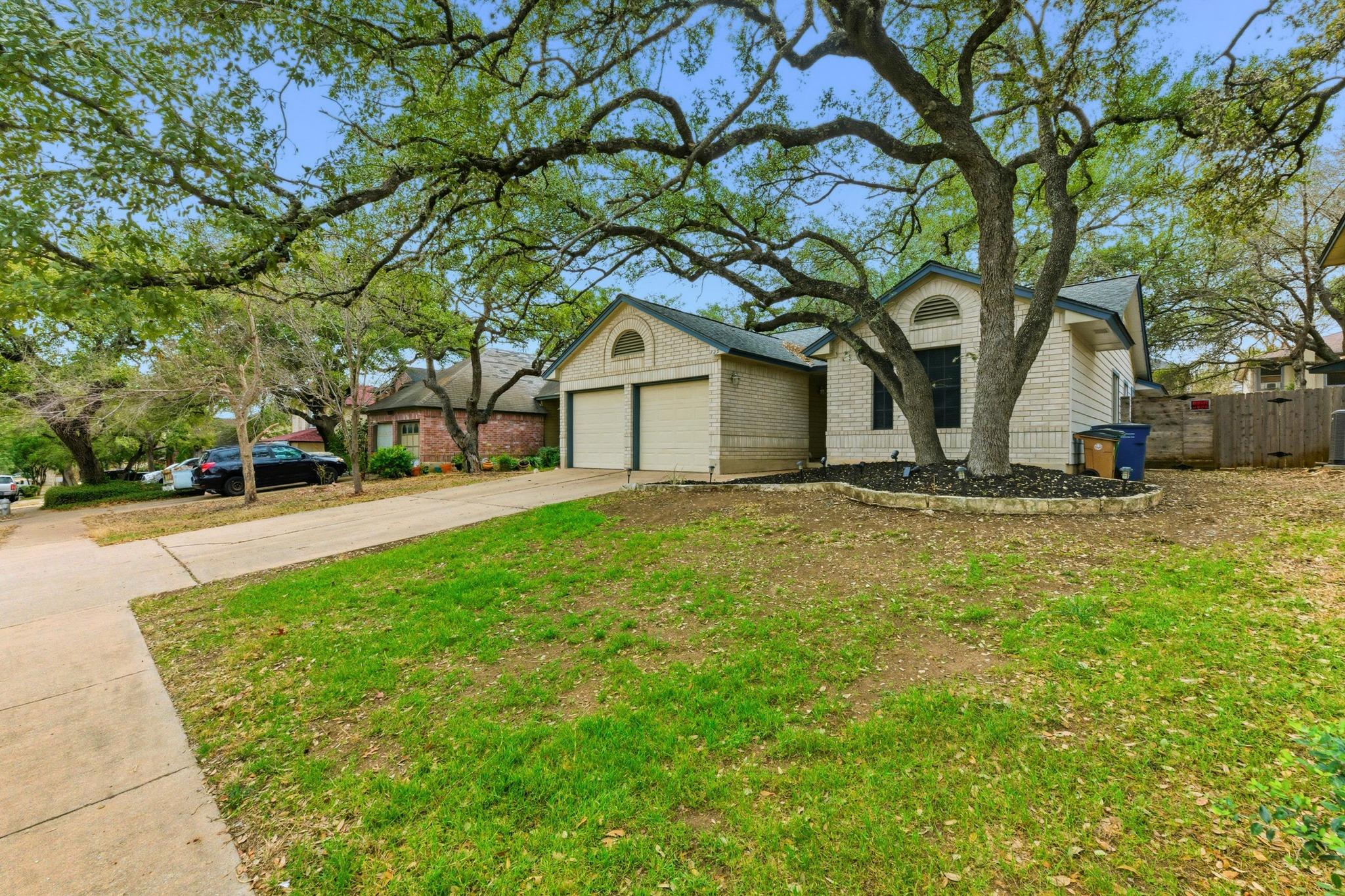 723 Shade Tree Dr, Austin, TX 78748