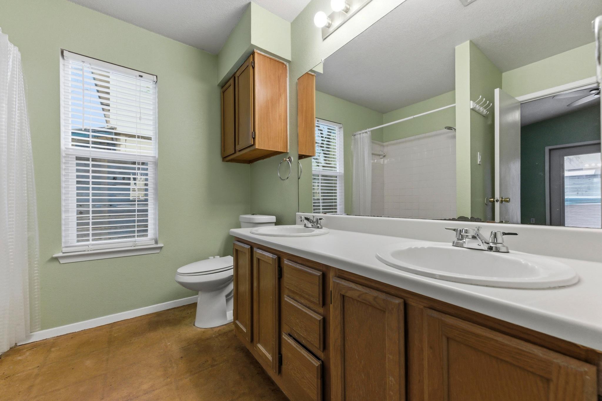 723 Shade Tree Dr, Austin, TX 78748