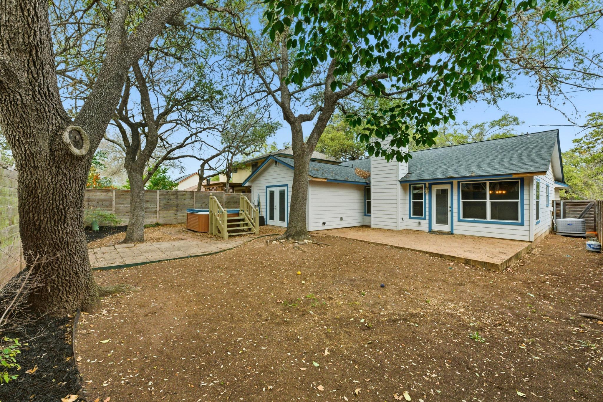 723 Shade Tree Dr, Austin, TX 78748