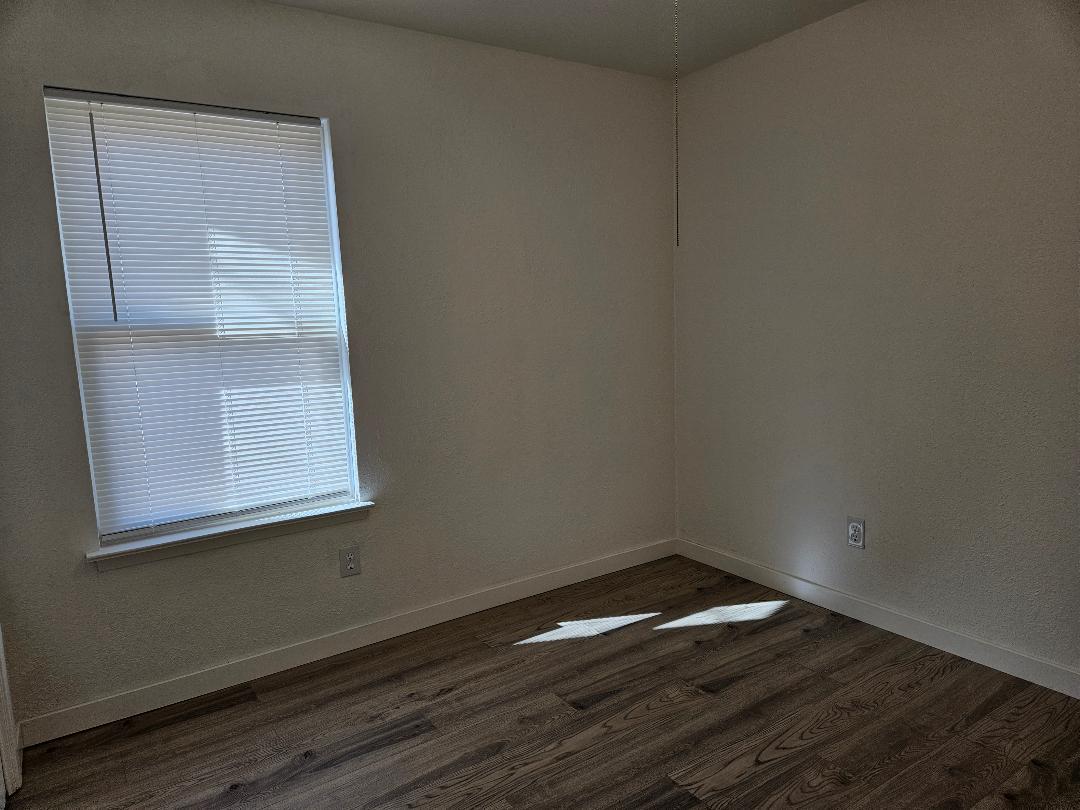 1511 W Mesa Park Dr, Round Rock, TX 78664