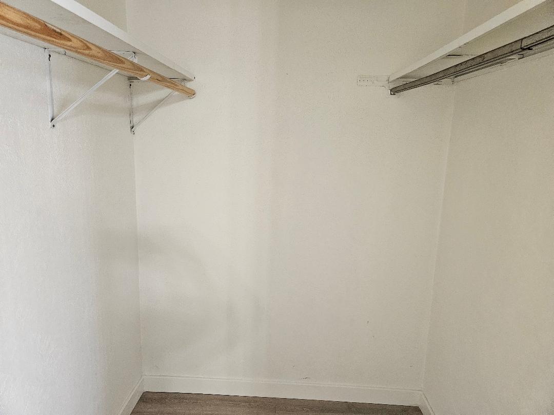 1511 W Mesa Park Dr, Round Rock, TX 78664