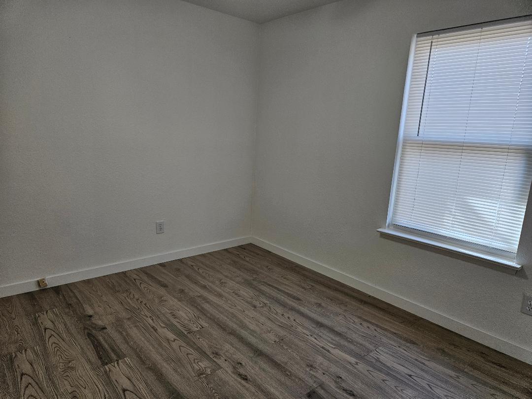 1511 W Mesa Park Dr, Round Rock, TX 78664