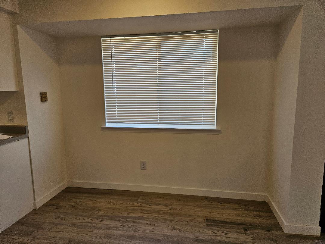 1511 W Mesa Park Dr, Round Rock, TX 78664