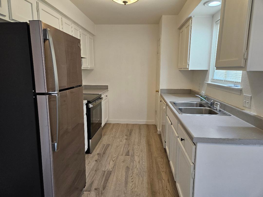 1511 W Mesa Park Dr, Round Rock, TX 78664