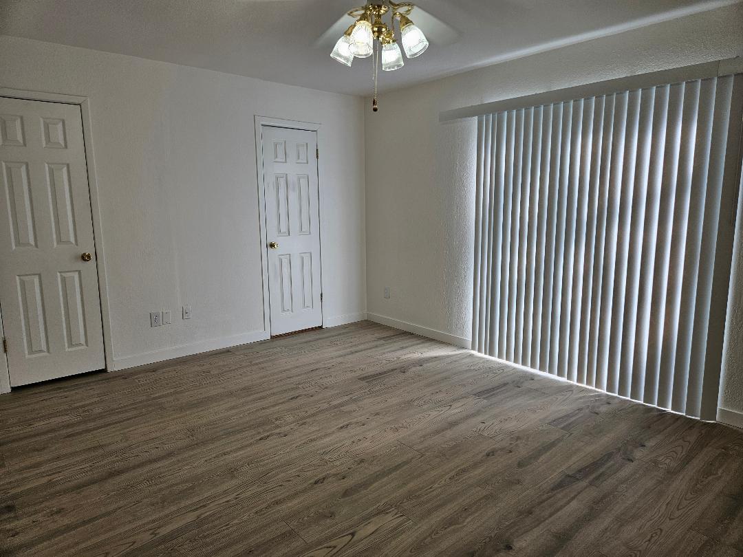 1511 W Mesa Park Dr, Round Rock, TX 78664