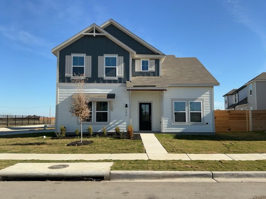 200 Carmel Canyon Trl, Jarrell, TX 76537