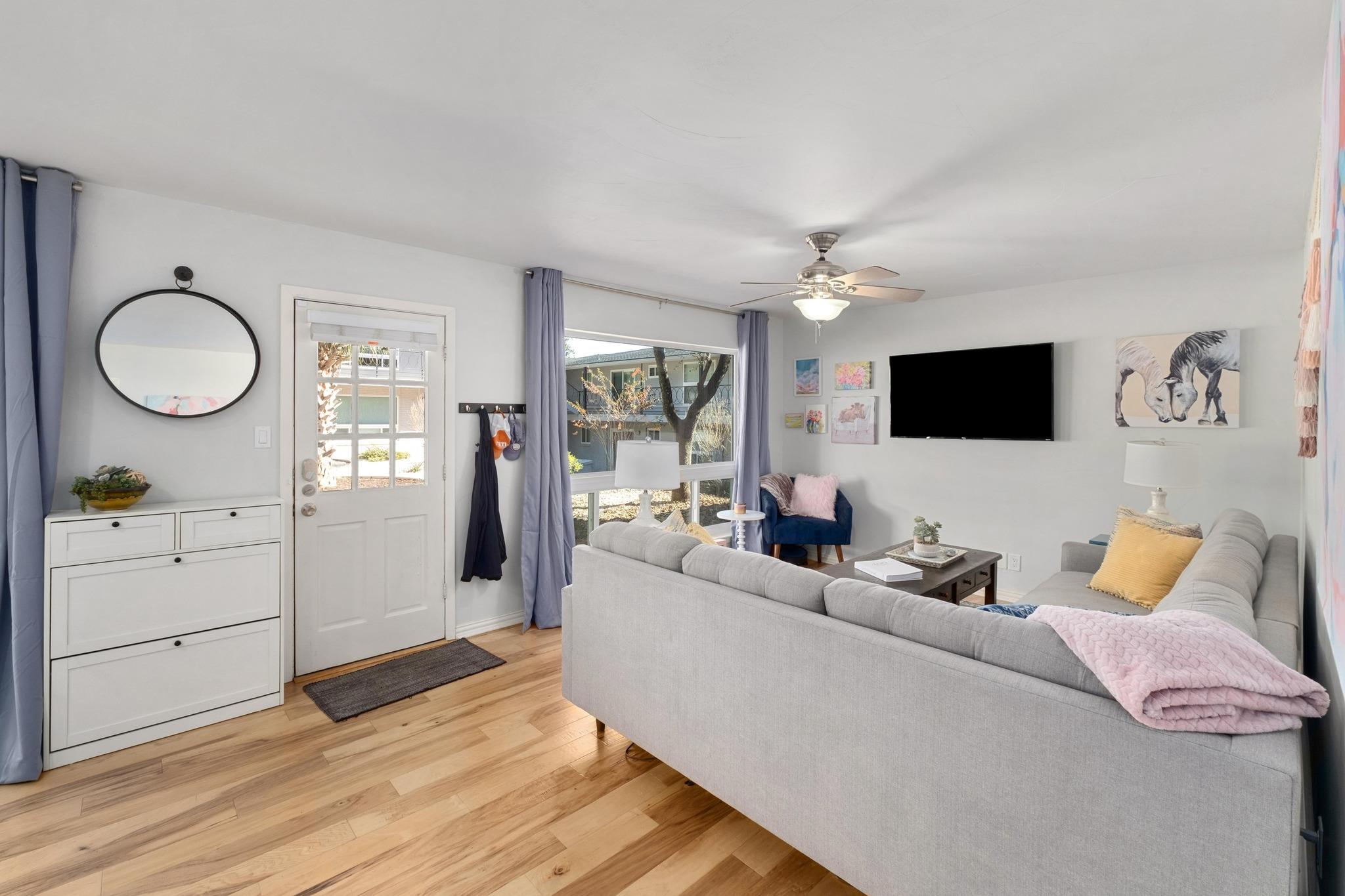 1210 Windsor Rd # 122, Austin, TX 78703