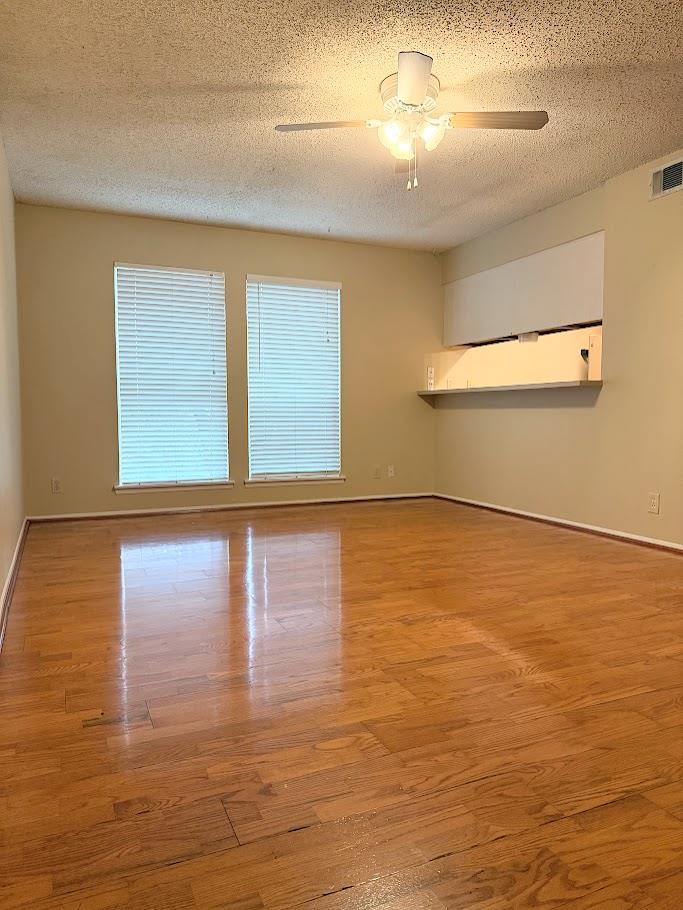 202 E 45th St # 306, Austin, TX 78751