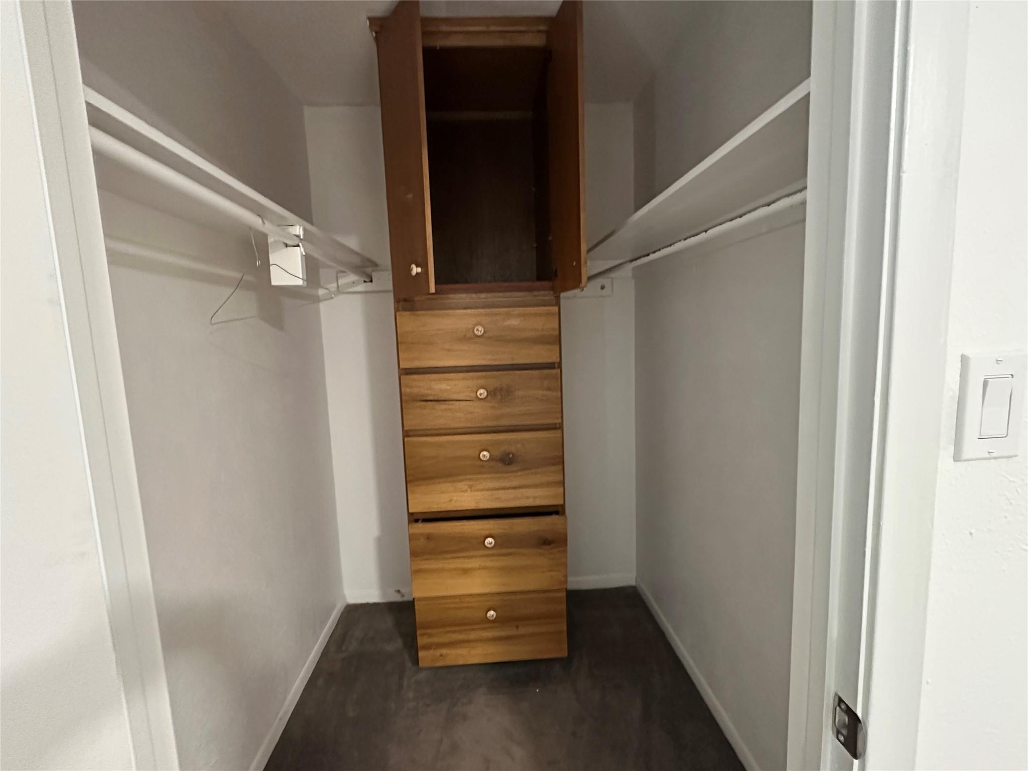 136 Discovery Ln, San Marcos, TX 78666