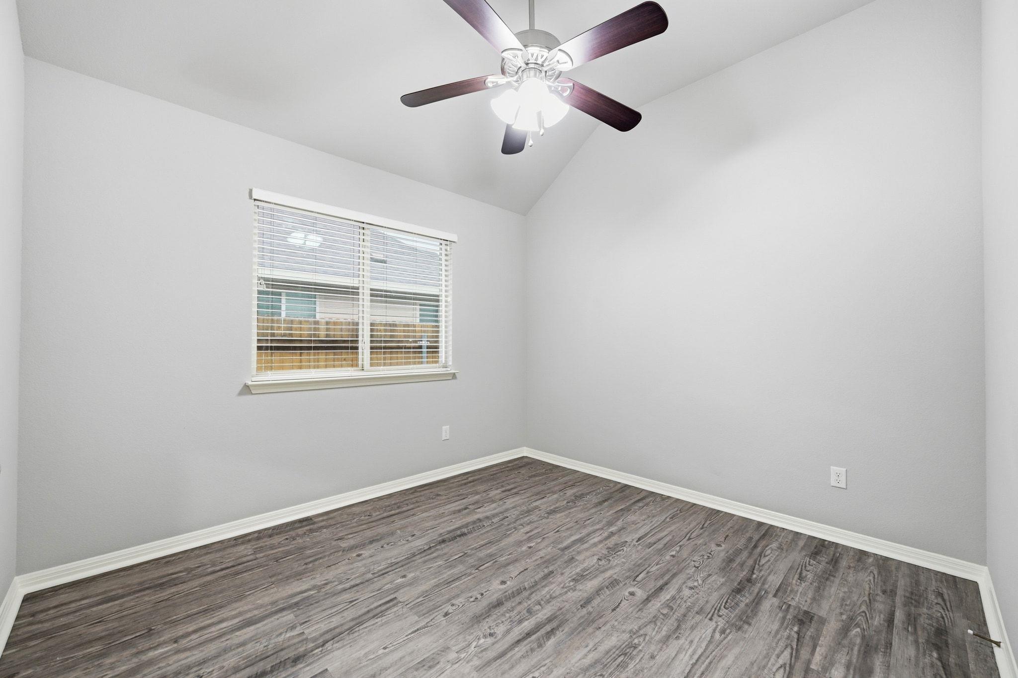 392 Tilly Ln, Buda, TX 78610