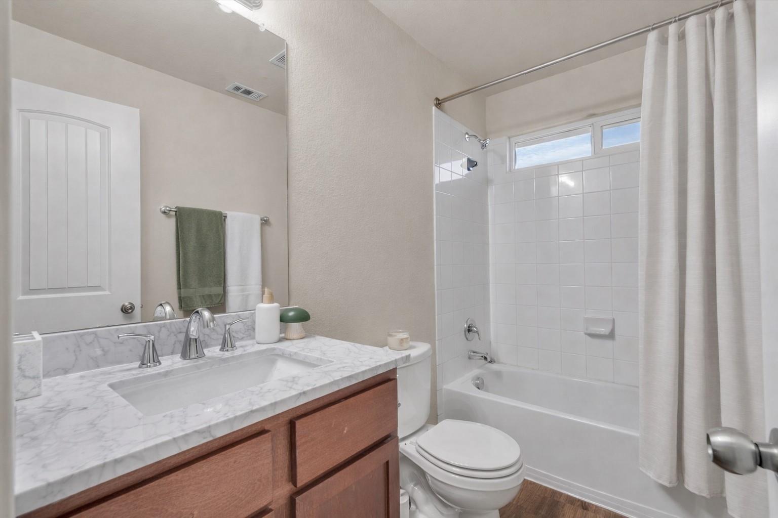 106 Preston Trl, San Marcos, TX 78666